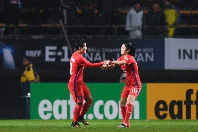 CHIBA, JAPAN - DECEMBER 08: Han Chaerin 22 of South Korea celebrates with team mate after scoring her team s second goal during the EAFF E-1 Women s Football Championship between Japan and South Korea at Fukuda Denshi Arena on December 8, 2017 in Chiba, Japan.  Copyright: xVCGx CFP111140238400 