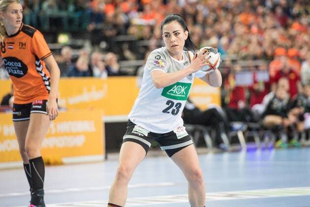 GER, IHF WM 2017, Deutschland (GER) vs. Niederlande (NLD) 08.12.2017, Arena, Leipzig, GER, IHF WM 2017, Deutschland (GER) vs. Niederlande (NLD), im Bild Svenja Huber ( 23, Deutschland),