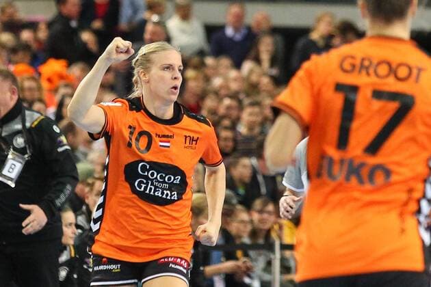 Germany Deutschland vs. Netherlands Niederlande, 08.12.2017 23rd IHF Women s Handball World Championship WM Weltmeisterschaft Germany 2017, Preliminary round, Group D, Germany vs. Netherlands, Arena Leipzig. Handball Weltmeisterschaft der Frauen, Vorrunde, Gruppe D, Deutschland vs. Niederlande, Holland. Im Bild: Danick Snelder ( 10, NED).
