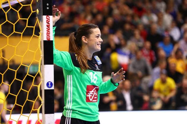 Cleopatre Darleux (Frankreich), Frankreich vs Rumaenien, IHF Frauen Handball Weltmeisterschaft, 08.12.2017, Fotograf Neis Eibner Trier Copyright: xNeisx Eibner-Pressefotox EP_ans