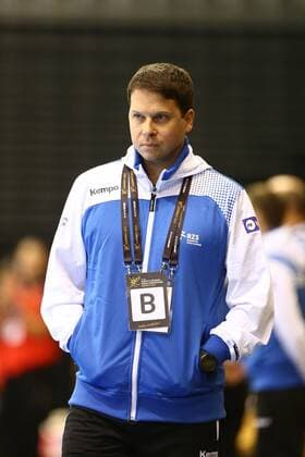 Salvador Krajncic (Trainer Slowenien) an der Seitenlinie, Spanien vs Slowenien, IHF Frauen Handball Weltmeisterschaft, 08.12.2017, Fotograf Neis Eibner Trier Copyright: xEibner-Pressefoto AlexanderxNeisx EP_ANS