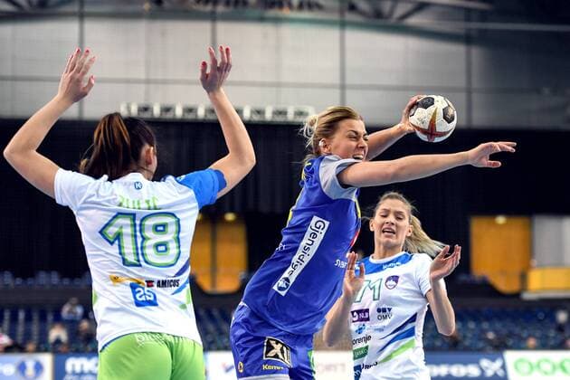 Handball, WM, Damen, Schweden - Leipzig 171210 Sveriges Nathalie Hagman under attondelsfinalen mellan Sverige och Slovenien under handbolls-VM den 10 december 2017 i Leipzig. Copyright: CARLxSANDIN BB171210CS046