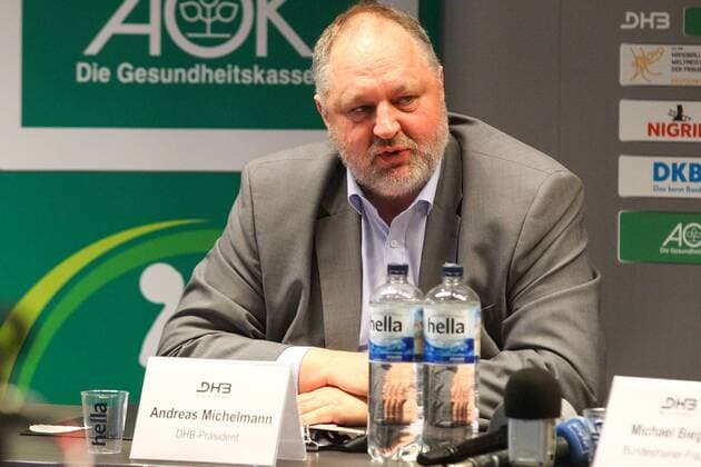 DHB-Pressekonferenz nach dem WM-Aus, 11.12.2017 23rd IHF Women s Handball World Championship WM Weltmeisterschaft Germany 2017, Round of 16, Handball Weltmeisterschaft der Frauen, Achtelfinale. Der Tag nach dem zeitigen WM-Aus Deutschlands im Achtelfinale gegen Daenemark. Pressekonferenz im Lindner Hotel Leipzig. The day after Germany exit the World Championship prematurely against Denmark. press conference PK Pressekonferenz Im Bild: Andreas Michelmann (Praesident DHB).