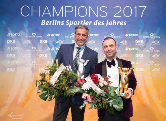 Sportler des Jahres in Berlin 09.12.2017 Champions 2017 Sieger Manager Trainer Kaweh Niroomand (Berlin Recycling Volleys Volleyball) Bob Hanning (Füchse Handball)