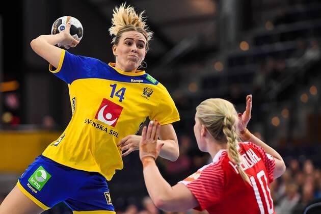 171212 Sveriges Johanna Westberg i kvartsfinalen mellan Sverige och Danmark under handbolls-VM den 12 december 2017 i Leipzig. Copyright: CARLxSANDIN BB171212CS044