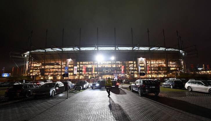 12.12.2017, xfux, Fussball 1.Bundesliga, Hamburger SV - Eintracht Frankfurt, emspor, v.l. Ansicht, Uebersicht Volksparkstadion Hamburg Arena Stadion Stadium Fußballstadion Nacht Licht dunkel Außen Aussen Außenansicht Aussenansicht Hamburg