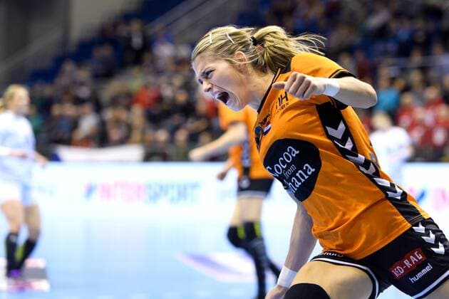 Handball, WM Damen, Niederlande - Tschechien 171213 Nederländernas Estavana Polman jublar i kvartsfinalen mellan Nederländerna och Tjeckien under handbolls-VM den 13 december 2017 i Magdeburg. Copyright: CARLxSANDIN BB171213CS008