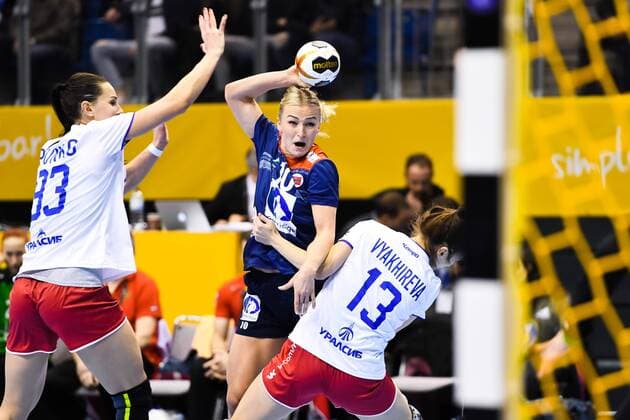 Handball, WM Damen, Norwegen - Russland 171213 Norges Stine Bredal Oftedal i kvartsfinalen mellan Norge och Ryssland under handbolls-VM den 13 december 2017 i Magdeburg. Copyright: CARLxSANDIN BB171213CS050