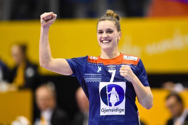 Handball, WM Damen, Norwegen - Russland 171213 Norges Stine Bredal Oftedal jublar i kvartsfinalen mellan Norge och Ryssland under handbolls-VM den 13 december 2017 i Magdeburg. Copyright: CARLxSANDIN BB171213CS085