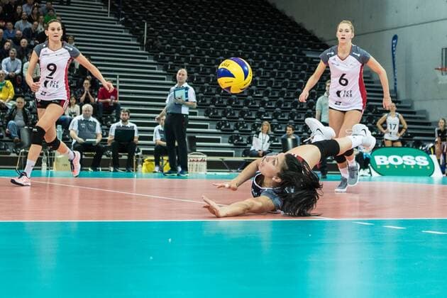 2-421 TS Volley DUEDINGEN vs Hapoel KFAR SABA (CEV European Volleyball Cup Women, 16th Finals) 2-421 TS Volley DUEDINGEN vs Hapoel KFAR SABA (CEV European Volleyball Cup Women, 16th Finals); DEPRATI Thays (TS Volley Duedingen (SUI) 5); December, 13 2017 in Fribourg (Salle Omnisport St Leonard), Schweiz, Photo Credit: Ulf Schiller 2017