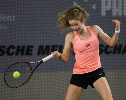 JULIA MIDDENDORF Tennis - Deutsche Meisterschaften 2017 - Deutsche Meisterschaft - - Biberach an der Riss - Baden-Wuerttemberg - Germany - 13 December 2017. Â Copyright: xJuergenxHasenkopfx
