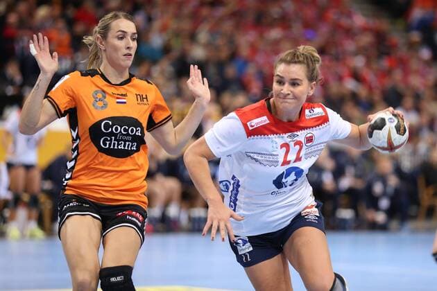Amanda Kurtovic (Norwegen, 22) , Lois Abbingh (Niederlande, 08) Hamburg Hamburg Deutschland Barclaycard Arena Copyright: xAgentur54Gradx xSpeedphotosx
