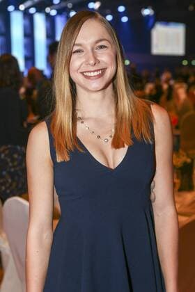 Felix Verleihung NRW Sportler des Jahres 2017 Duesseldorf, 15.12.2017 Leichtathletik-Star Gina Lueckenkemper bei der Felix Verleihung NRW Sportler des Jahres 2017 am 15.12.2017 in der Mitsubishi Electric Halle in Duesseldorf (Nordrhein-Westfalen).
