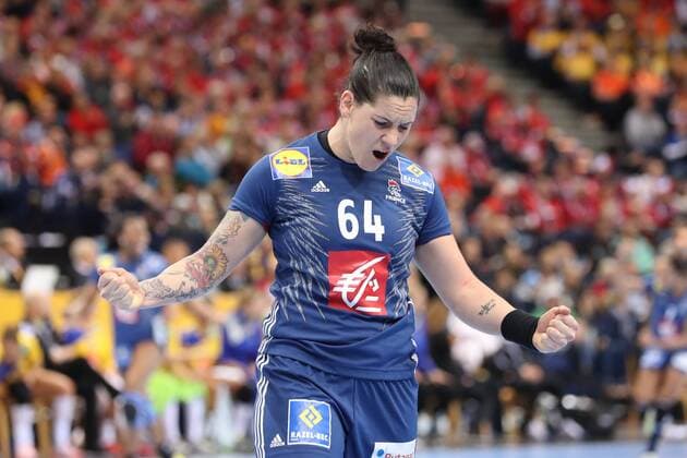 Handball, WM Damen, Schweden - Frankreich Schweden - Frankreich, 23. IHF Handball-Weltmeisterschaft der Frauen; Hamburg, 15.12.17 Hamburg, 15.12.17, Handball, 23. IHF Handball-Weltmeisterschaft der Frauen, Halbfinale, Schweden - Frankreich : Jubel Torjubel bei Alexandra Lacrabere (Frankreich, 64)