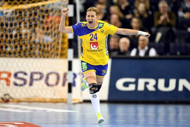 Handball, WM Damen, Schweden - Frankreich 171215 Sveriges Nathalie Hagman jublar under semifinalen mellan Sverige och Frankrike under handbolls-VM den 15 december 2017 i Hamburg. Copyright: CARLxSANDIN BB171215CS131
