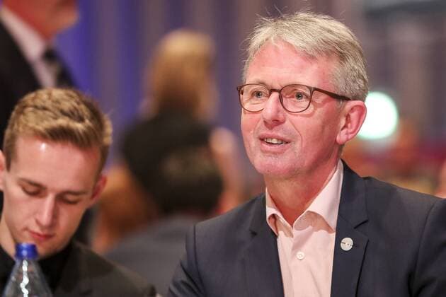 Felix Verleihung NRW Sportler des Jahres 2017 Duesseldorf, 15.12.2017 Hans-Peter Durst (Para-Cycling) bei der Felix Verleihung NRW Sportler des Jahres 2017 am 15.12.2017 in der Mitsubishi Electric Halle in Duesseldorf (Nordrhein-Westfalen).