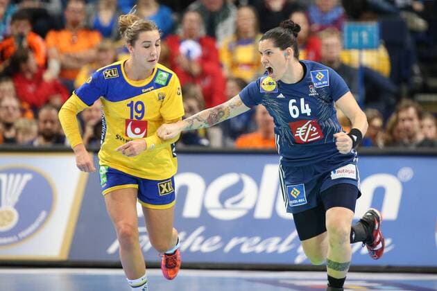 Alexandra Lacrabere (Frankreich, 64), Anna Lagerquist (Schweden, 19) Hamburg Hamburg Deutschland Barclaycard Arena Copyright: xAgentur54Gradx xSpeedphotosx