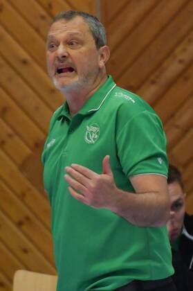 GER,VBL, SVG Lueneburg vs Netzhoppers Solwo Koenigspark KW 16.12.2017, Lueneburg GER, VBL, SVG Lueneburg vs Netzhoppers Solwo Koenigspark KW im Bild Trainer Mirko Culic (Netzhoppers)