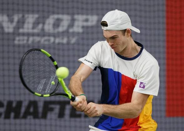 MAXIMILIAN MARTERER Tennis - Deutsche Meisterschaften 2017 - Deutsche Meisterschaft - - Biberach an der Riss - Baden-Wuerttemberg - Germany - 16 December 2017. Â Copyright: xJuergenxHasenkopfx