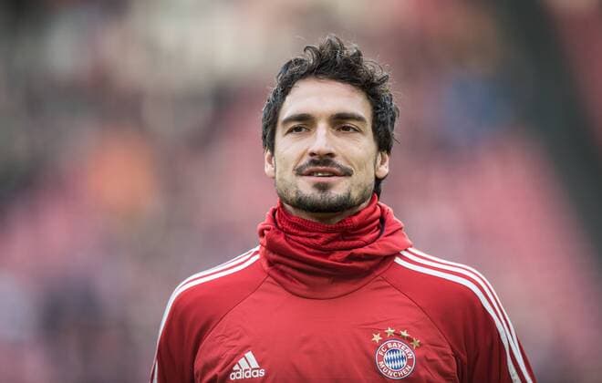16.12.2017, xmhx, Fussball 1.Bundesliga, VfB Stuttgart - FC Bayern Muenchen, emspor, v.l. Mats Hummels (FC Bayern Muenchen) PORTRAIT Stuttgart *** 16 12 2017 xmhx Football 1 Bundesliga VfB Stuttgart FC Bayern Muenchen emspor v Mats Hummels FC Bayern Muenchen PORTRAIT Stuttgart