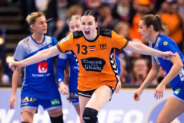 Handball, WM, Damen, Niederlande - Schweden 171217 Nederländernas Yvette Broch jublar i bronsmatchen mellan Sverige och Nederländerna under handbolls-VM den 17 december 2017 i Hamburg. Copyright: CARLxSANDIN BB171217CS020