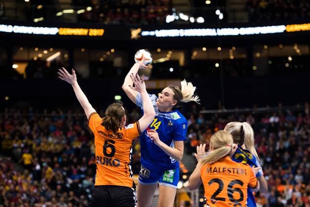 Handball, WM, Damen, Niederlande - Schweden 171217 Sveriges Johanna Westberg i bronsmatchen mellan Sverige och Nederländerna under handbolls-VM den 17 december 2017 i Hamburg. Copyright: CARLxSANDIN BB171217CS026