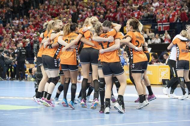 Handball, WM, Damen, Niederlande - Schweden Die Niederlande werden Dritter der Weltmeisterschaft Niederlande - Schweden, Handball, 23. IHF Handball-Weltmeisterschaft der Frauen, 17.12.17 Hamburg Hamburg Germany Barclaycard Arena Copyright: xAgentur54Gradx xThomasxSobczakx