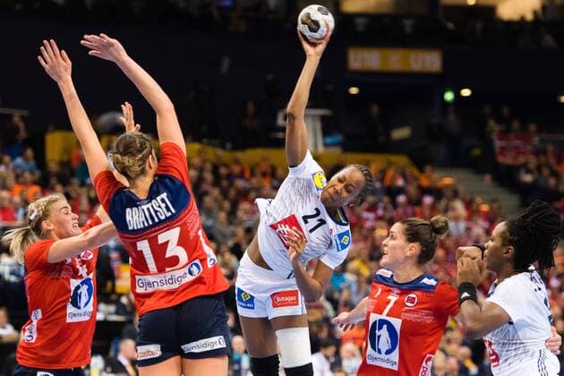 Handball, WM, Damen, Finale, Norwegen - Frankreich 171217 Frankrikes Orlande Kanor i finalen mellan Frankrike och Norge under handbolls-VM den 17 december 2017 i Hamburg. Copyright: CARLxSANDIN BB171217CS155
