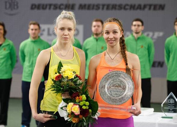 TAMARA KORPATSCH und Finalistin KATHARINA HOBGARSKI Tennis - Deutsche Meisterschaften 2017 - Deutsche Meisterschaft - - Biberach an der Riss - Baden-Wuerttemberg - Germany - 17 December 2017. Â Copyright: xJuergenxHasenkopfx