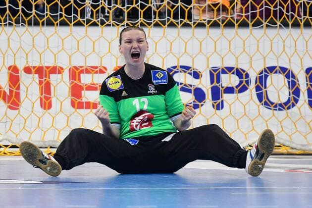 Themen der Woche - SPORT Themen der Woche - SPORT Bilder des Tages - SPORT Deutschland, Hamburg , Barcleycard Arena , Handball , Weltmeisterschaft der Frauen , Finale , Frankreich - Norwegen , Amandine Leynaud ( FRA )