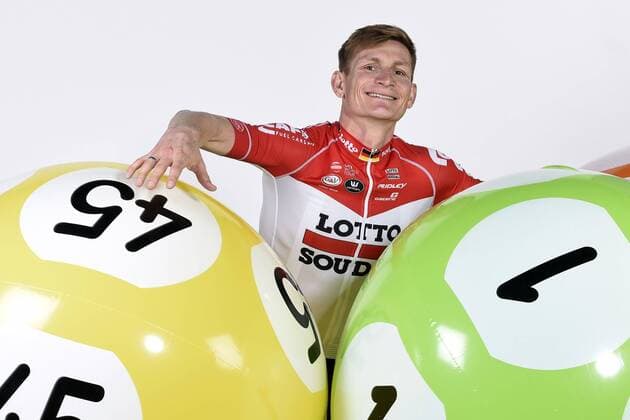 Radsport - Fotoshooting Lotto-Soudal Andre Greipel CYCLISME : Lotto - Soudal team presentation 2018 - 20 12 2017 PhotoNews Panoramic 