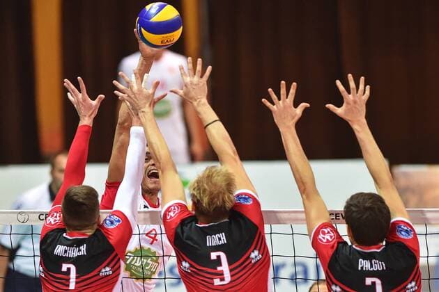 L-R Petr Michalek of Budejovice, Da Silva Adornelas of Hapoel and Radek Mach and Filip Palgut of Budejovice in action during the 2018 CEV Volleyball Champions League - Men, 3rd Round, qualification match VK Jihostroj Ceske Budejovice vs Hapoel Mate-Asher Akko in Ceske Budejovice, Czech Republic, on December 20, 2017. (CTKxPhoto VaclavxPancer) CTKPhotoP201712200900601  VPC_2
