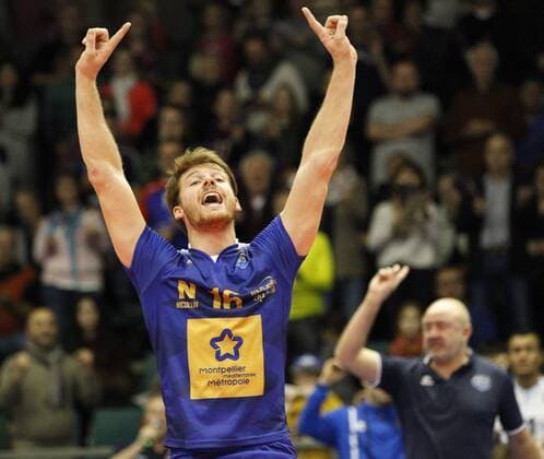 Deutschland - Rüsselsheim am Main - 21.12.2017 Volleyball - Hessen - europäischen CEV Cup - Herren Saison 2017 2018 United Volleys Rheinmain (blau) - Montpellier Volley UC (ws) v.l. Ludovic Duee (Montpellier Nr. 16) United Volleys Rheinmain - Montpellier Volley UC