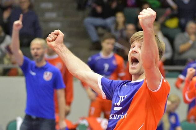 21.12.2017, xtkx, Volleyball Herren CEV Cup, United Volleys Frankfurt - MONTPELLIER Volley UC, emspor, v.l. Sebastian Schwarz (United Volleys) , Frankfurt