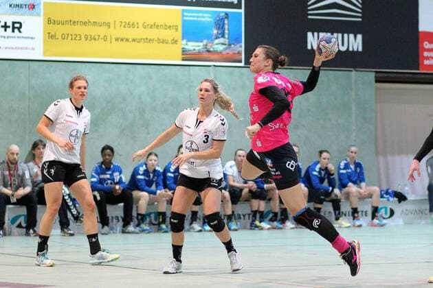 Handball 1. HBF TusSies Metzingen vs. TSV Bayer 04 Leverkusen 2017-12-23 Metzingen Copyright: xBaur_Seb Eibner-Pressefotox EP_Seb_Ba
