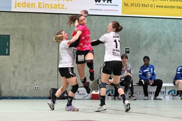 Handball 1. HBF TusSies Metzingen vs. TSV Bayer 04 Leverkusen 2017-12-23 Metzingen Copyright: xBaur_Seb Eibner-Pressefotox EP_Seb_Ba
