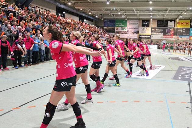 Handball 1. HBF TusSies Metzingen vs. TSV Bayer 04 Leverkusen 2017-12-23 Metzingen Copyright: xBaur_Seb Eibner-Pressefotox EP_Seb_Ba