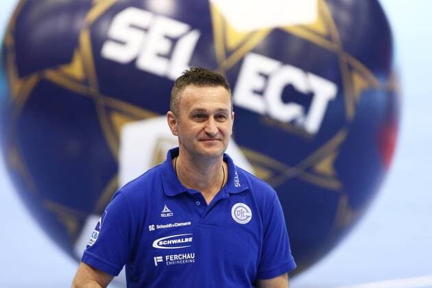 Trainer Denis Bahtijarevic (Gummersbach) VfL Gummersbach vs MT Melsungen --- Handball --- 1. Bundesliga --- 26.12.2017 Gummersbach Copyright: xEibner-Pressefoto RenexWeissx EP_RWS