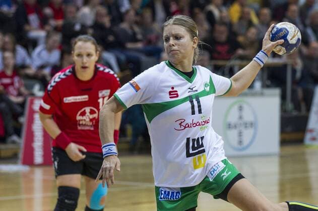 Handball-Bundesliga TSV Bayer 04 Leverkusen vs. TPSG FA Goeppingen 20:24 Handball-Bundesliga TSV Bayer 04 Leverkusen vs. TPSG FA Goeppingen 20:24 am 27. 12. 2017 Leverkusen, Ostermann-Arena, Deutschland Photo: Ralf Kardes Michaela Hrbkova (11) RA RR