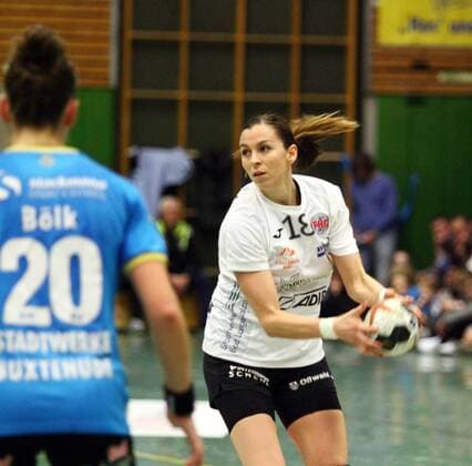 Iveta Luzumova (Thueringer HC) beim Spiel Buxtehuder SV vs Thueringer HC, Handball, Frauen, 1.Liga, 28.12.2017 Buxtehude Copyright: xEIBNER CEBULOKx EP_pauschal