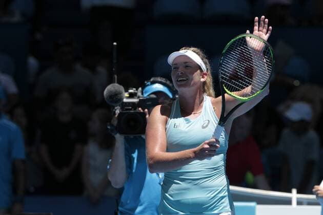 30th December 2017, Perth Arena, Perth, Australia; MasterCard Hopman Cup Tennis; CoCo Vandeweghe of Team USA waves to the crowd after defeating Anastasia Pavlyuchenkova of Team Russia 2 sets to 0  ActionPlus11966179
