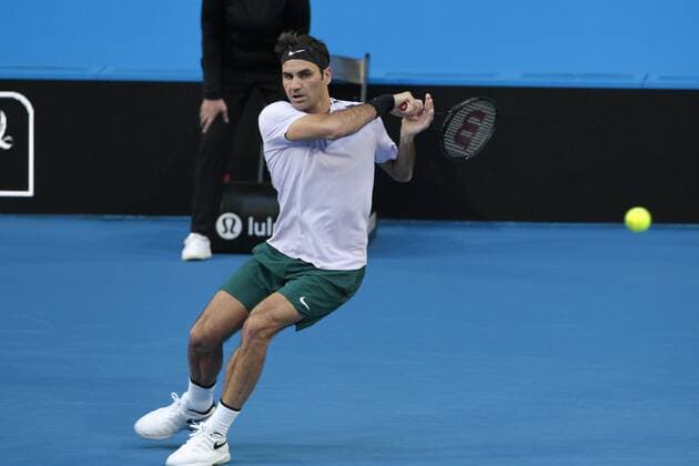 30th December 2017, Perth Arena, Perth, Australia; MasterCard Hopman Cup Tennis; Roger Federer of Team Switzerland plays a forehand shot against Yuchi Sugita of Team Japan Federer won 2-0  ActionPlus11966359