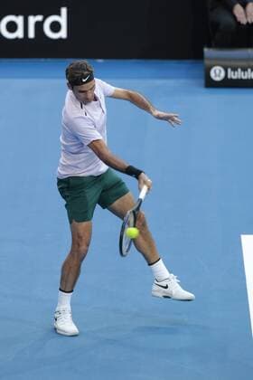 30th December 2017, Perth Arena, Perth, Australia; MasterCard Hopman Cup Tennis; Roger Federer of Team Switzerland plays a forehand shot against Yuchi Sugita of Team Japan Federer won 2-0  ActionPlus11966370