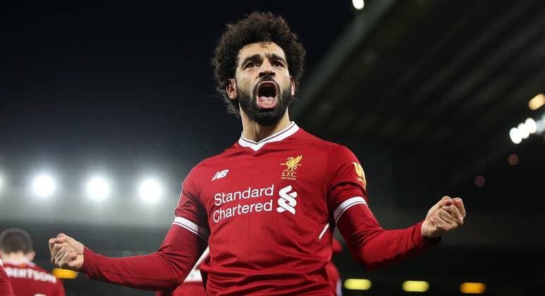 Bilder des Tages - SPORT Mohamed Salah of Liverpool celebrates scoring the winning goal during the English Premier League match at Anfield Stadium, Liverpool. Picture date: December 30th, 2017. Photo credit should read: Lynne Cameron Sportimage EDITORIAL USE ONLY. No use with unauthorised audio, video, data, fixture lists, club league logos or live services. Online in-match use limited to 120 images, no video emulation. No use in betting, games or single club league player publications.
