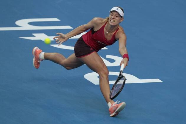 1st January 2018, Perth Arena, Perth, Australia; MasterCard Hopman Cup Tennis; Angelique Kerber of Team Germany raches for a plays a running forehand shot against Elise Mertens of Team Belgium Kerber won 2 sets to 0  ActionPlus11967113
