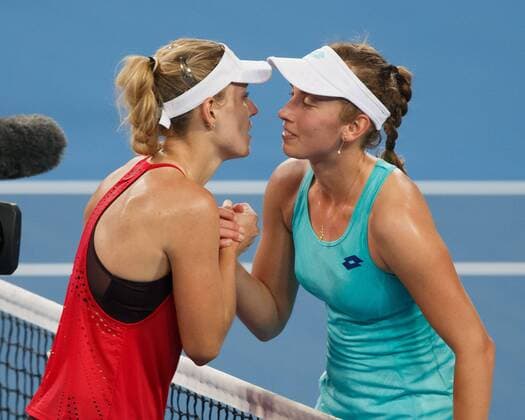 ELISE MERTENS (BEL) gratuliert der Siegerin ANGELIQUE KERBER (GER) Tennis - Hopman Cup 2018 - ITF - Perth Arena - Perth - Western Australia - Australia - 1 January 2018. Â Copyright: xJuergenxHasenkopfx