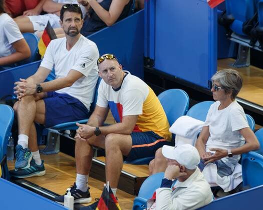 Hopman Cup Feature, L-R. Physio Hugo Gravil, Fitness Trainer Jez Green,Eltern von ALEXANDER ZVEREV ,Mutter Irina und Vater Alexander sitzen in der Spielerloge,Team Germany, Tennis - Hopman Cup 2018 - ITF - Perth Arena - Perth - Western Australia - Australia - 3 January 2018. Copyright: xJuergenxHasenkopfx