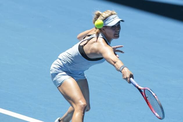 3rd January 2018, Perth Arena, Perth, Australia; MasterCard Hopman Cup Tennis; Eugenie Bouchard of Team Canada plays a backhand shot against Angelique Kerber of Team Germany Kerber won 2 sets to 0  ActionPlus11967722