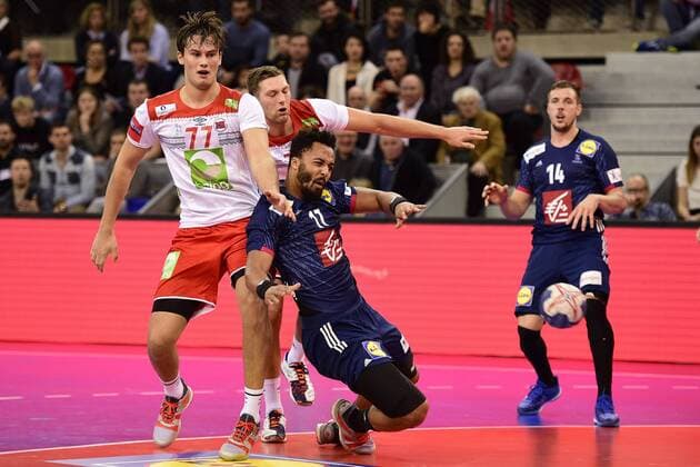 Timothey NGuessan (France) vs Magnus Abelvik Rod (Norvege) HANDBALL : France vs Norvege - Golden League - Rouen - 04 01 2018 JBAutissier Panoramic 
