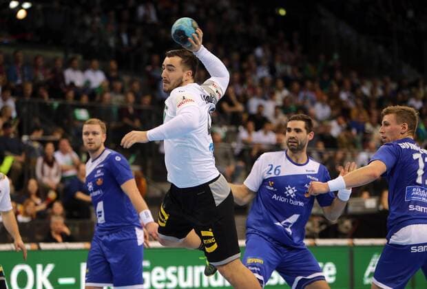 Deutschland DHB - Island Deutschland, Stuttgart, 04.01.2018, Handball, Länderspiel, Deutschland DHB - Island: mi. Jannik Kohlbacher (Deutschland).
